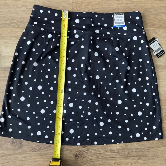 NWT Seg’ments Luxe Versatile Black with white polkadots skort - L - Picture 6 of 9